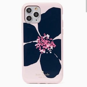 Phone 11 used in good condition Kate spade pink blue floral phone case